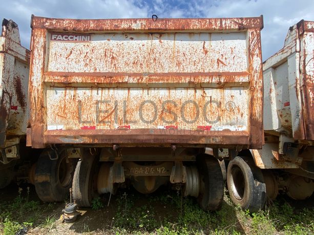 Camião Basculante VOLKSWAGEN 31-310