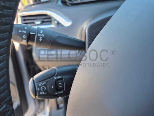 Peugeot 208 · Ano 2019 