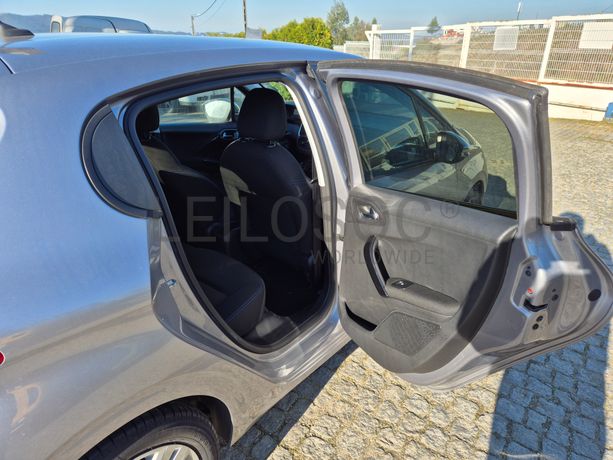 Peugeot 208 · Ano 2019 