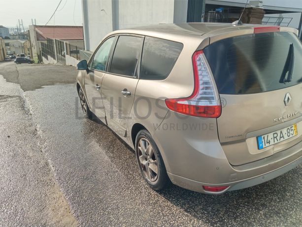 Renault Grand Scénic · Ano 2011 · 7 Lugares