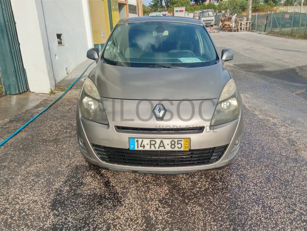 Renault Grand Scénic · Ano 2011 · 7 Lugares