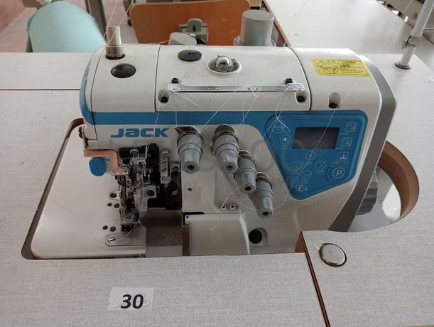 Máquinas de Ponto Corrido e Corte e Cose