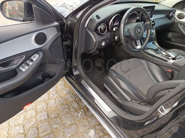 Mercedes-Benz C350e · Ano 2016