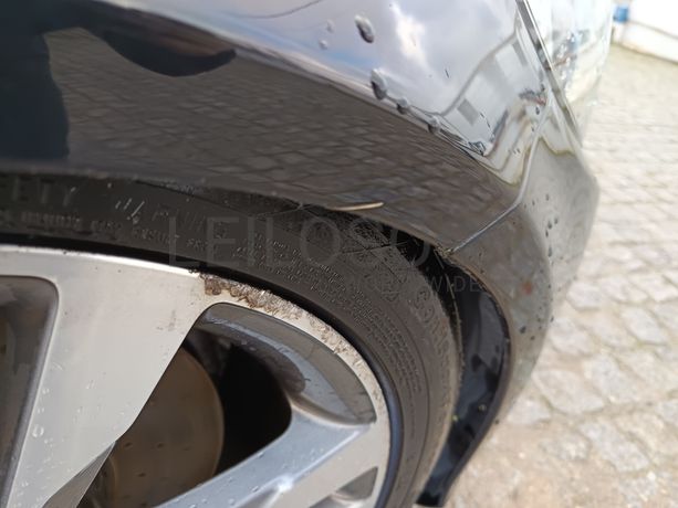 Mercedes-Benz C350e · Ano 2016