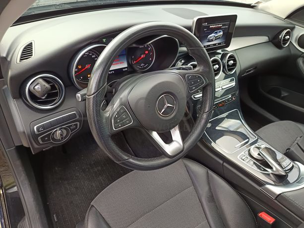Mercedes-Benz C350e · Ano 2016