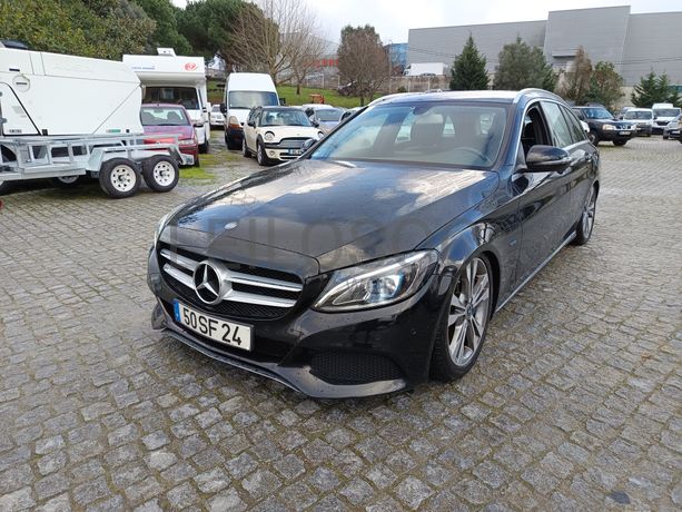 Mercedes-Benz C350e · Ano 2016