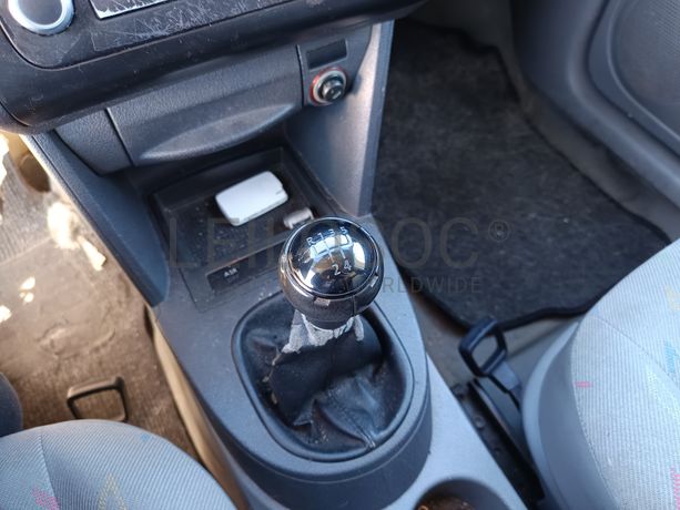 Volkswagen Caddy · Ano 2005