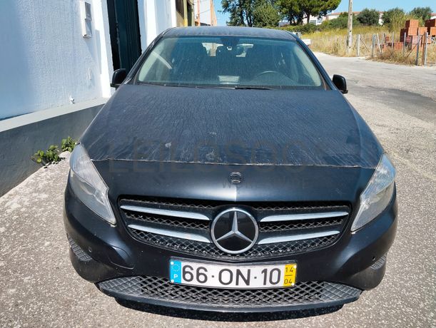 Mercedes- Benz A 180 CDI · Ano 2014