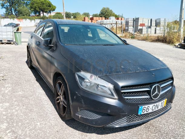 Mercedes- Benz A 180 CDI · Ano 2014