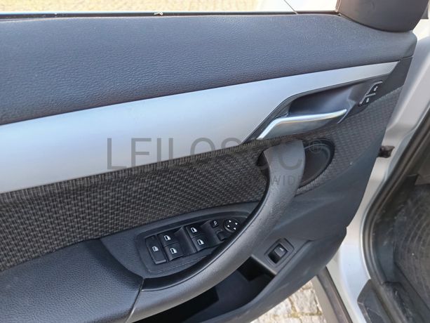 BMW X1 sDrive 16d · Ano 2019