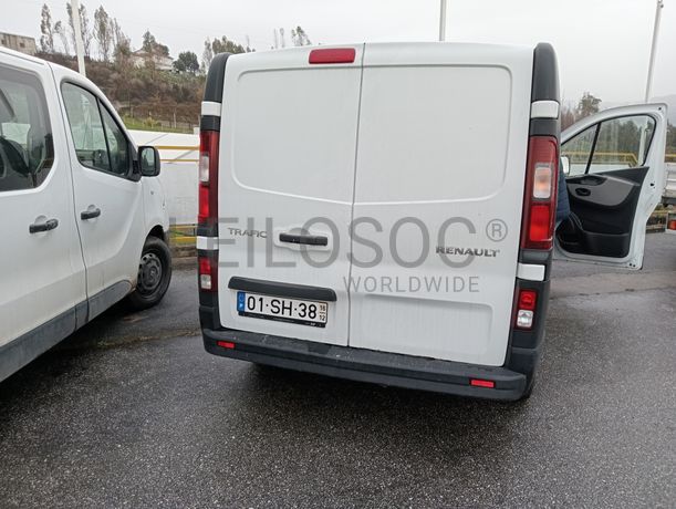 Renault Trafic DCI 120 · Ano 2016