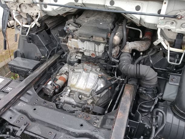 Isuzu NLR85 · Ano 2009