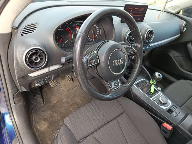 Audi A3 · Ano 2013