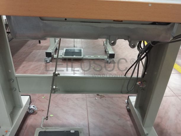 Máquinas de Ponto Corrido e Corte e Cose