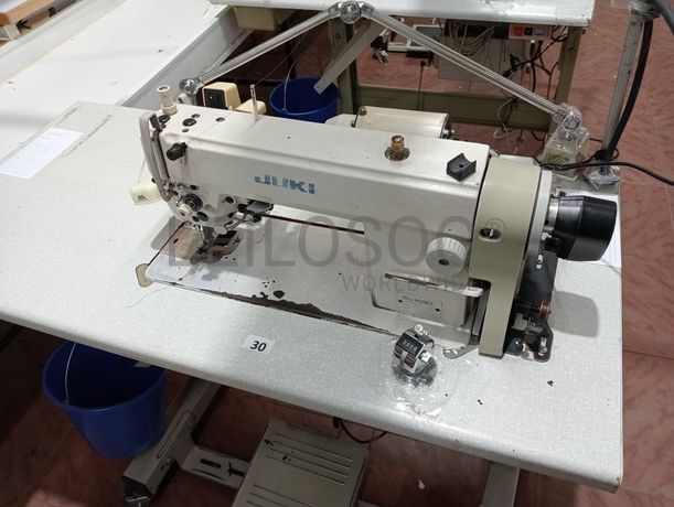 Máquinas de Ponto Corrido e de Pregar Botões