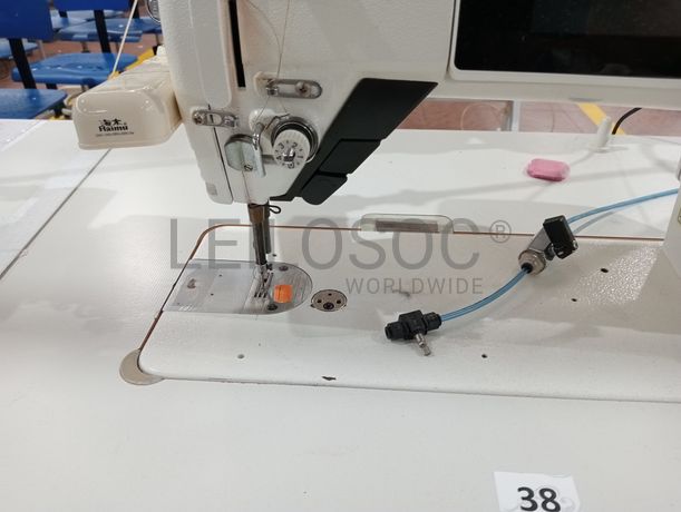 Máquina de Pregar Botões e Ponto Corrido