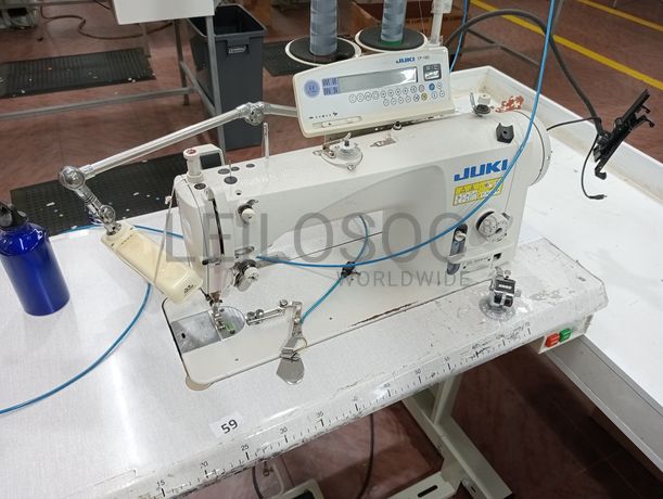 Máquina de Ponto Corrido e Corte e Cose