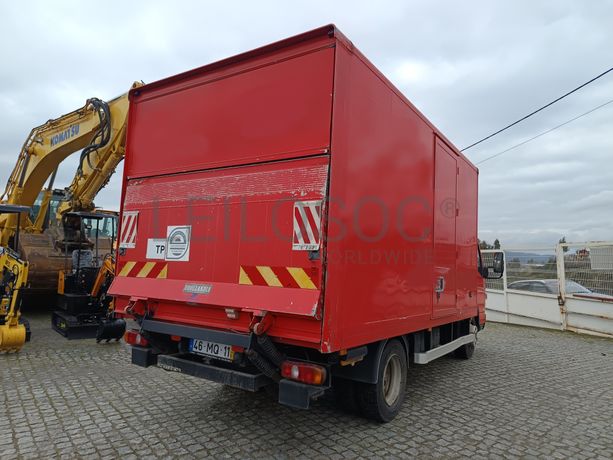 Mitsubishi Canter 7C18 · Ano 2012