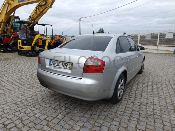 Audi A4 · Ano 2001