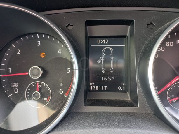 Volkswagen Golf · Ano 2009