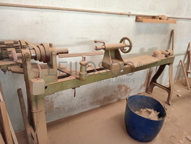 Máquina de afiar · Serra · Torno
