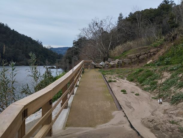 Moradia V2 com Praia Fluvial Privativa · Sande, Marco de Canaveses