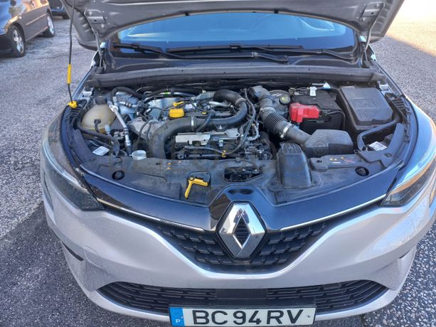 Renault Clio · Ano 2021