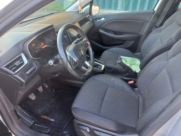 Renault Clio · Ano 2021