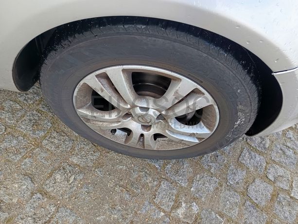 Opel Corsa · Ano 2010