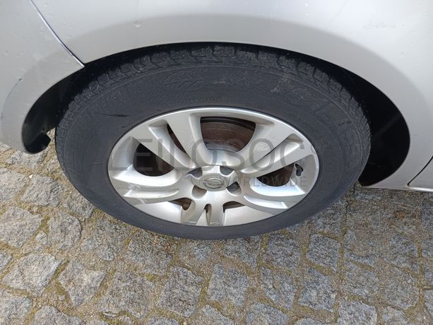 Opel Corsa · Ano 2010