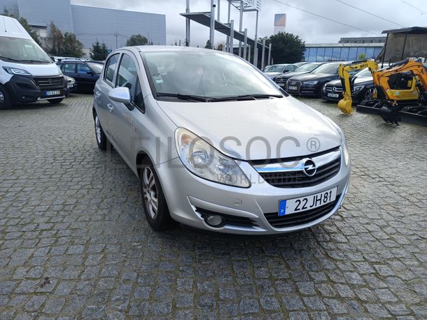 Opel Corsa · Ano 2010