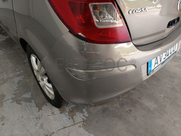 Opel Corsa · Ano 2012