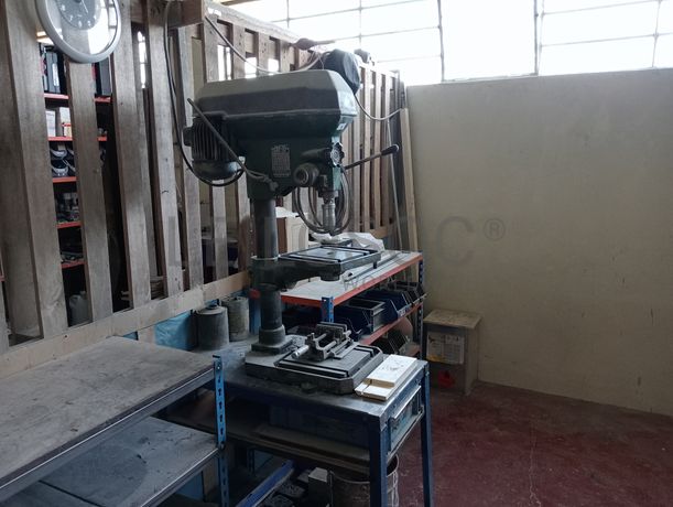 Máquina de Furar · Aparelhos de Soldar