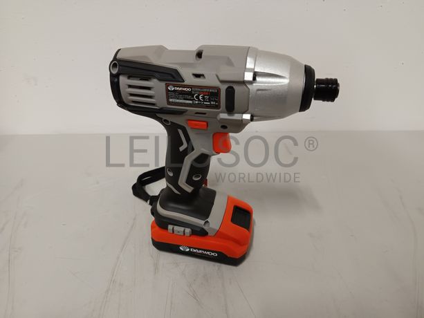 Berbequim de impacto Daewoo