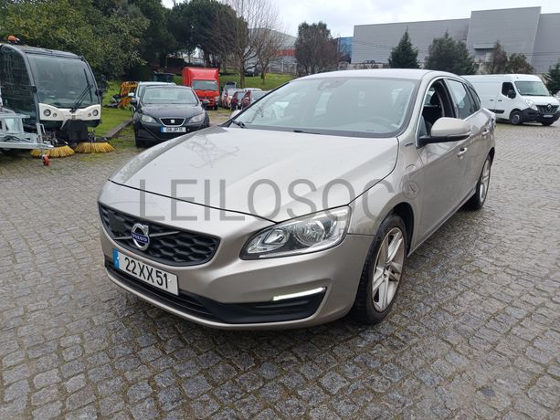 Volvo V60 · Ano 2015