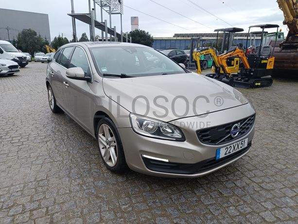 Volvo V60 · Ano 2015