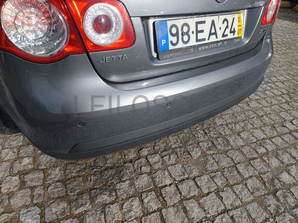 Volkswagen Jetta 2.0 TDI · Ano 2007