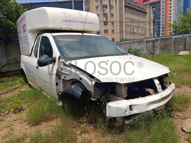 Nissan/NP200