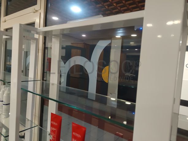 Estantes Expositoras