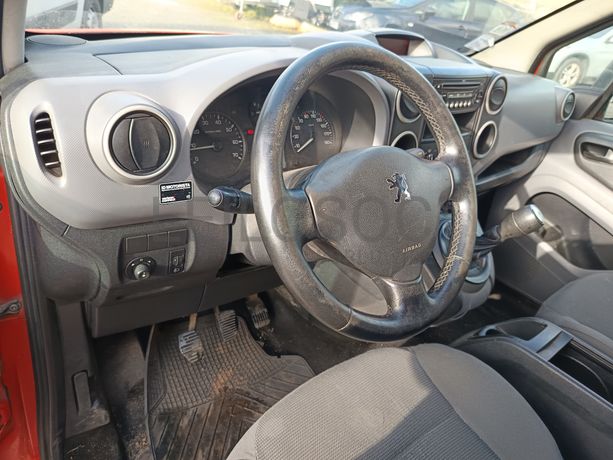 Peugeot Partner 1.6 HDI · Ano 2009