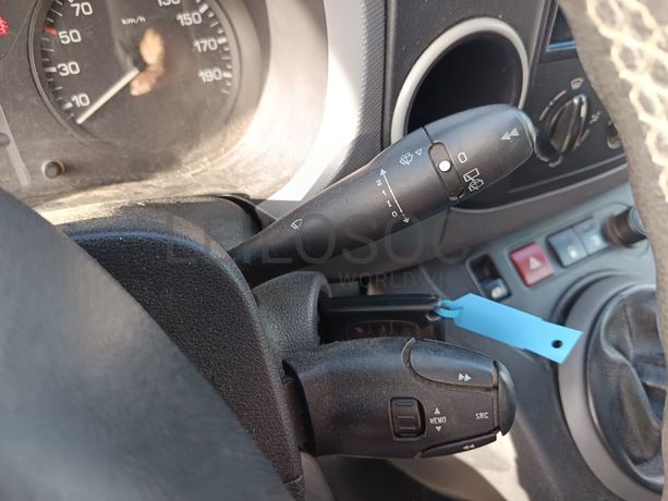 Peugeot Partner 1.6 HDI · Ano 2009