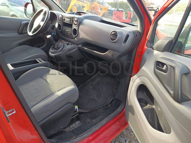 Peugeot Partner 1.6 HDI · Ano 2009