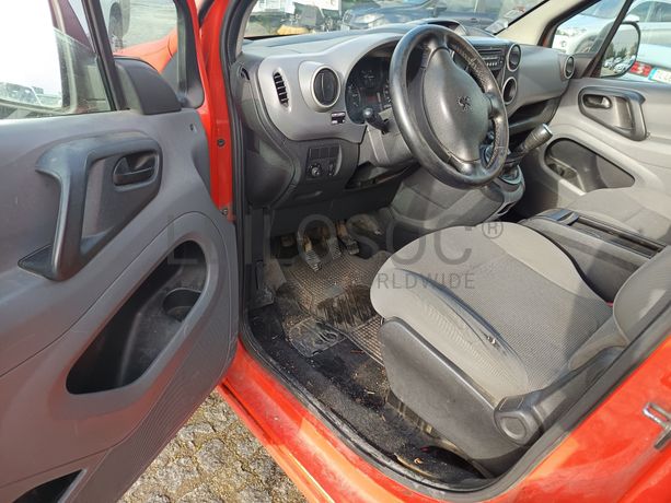 Peugeot Partner 1.6 HDI · Ano 2009