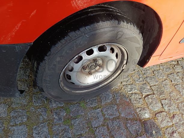 Peugeot Partner 1.6 HDI · Ano 2009