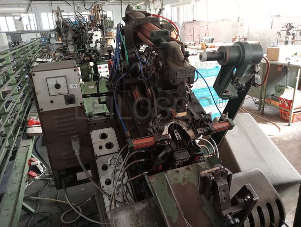 Máquina de Montar Bicos