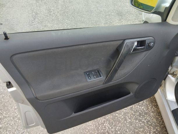 Volkswagen Polo · Ano 2000