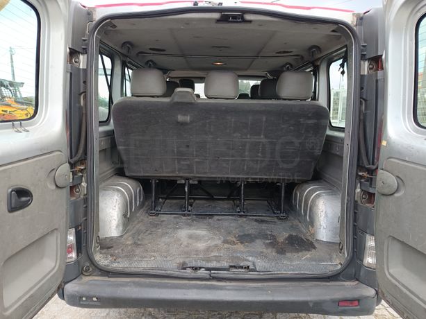 Renault Trafic · Ano 2006