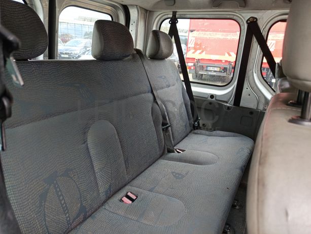 Renault Trafic · Ano 2006