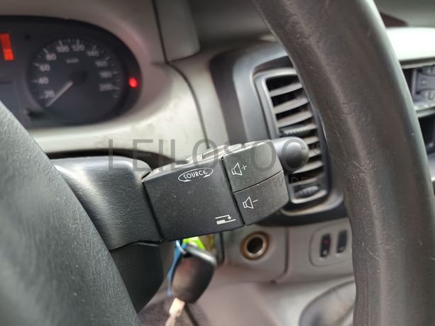 Renault Trafic · Ano 2006