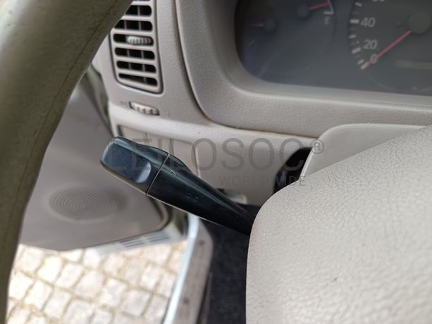 Toyota Dyna · Ano 2002